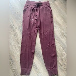Lululemon pants